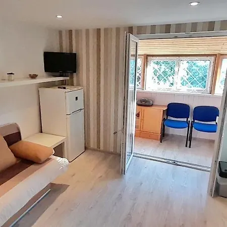 Mountain Cabin With 100l Water Tank * Trenčianske Teplice