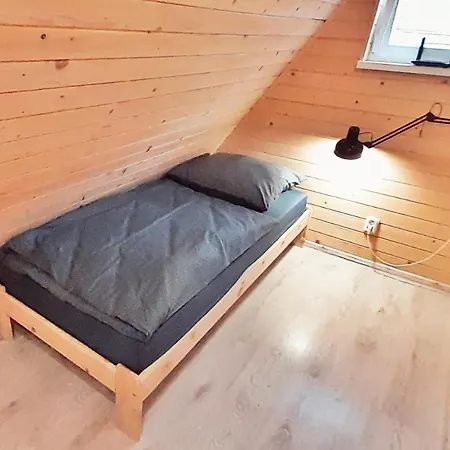 Camping Mountain Cabin With 100l Water Tank *