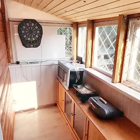 Mountain Cabin With 100l Water Tank Kamp alanı Trenčianske Teplice