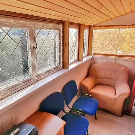 Kamp alanı Mountain Cabin With 100l Water Tank *